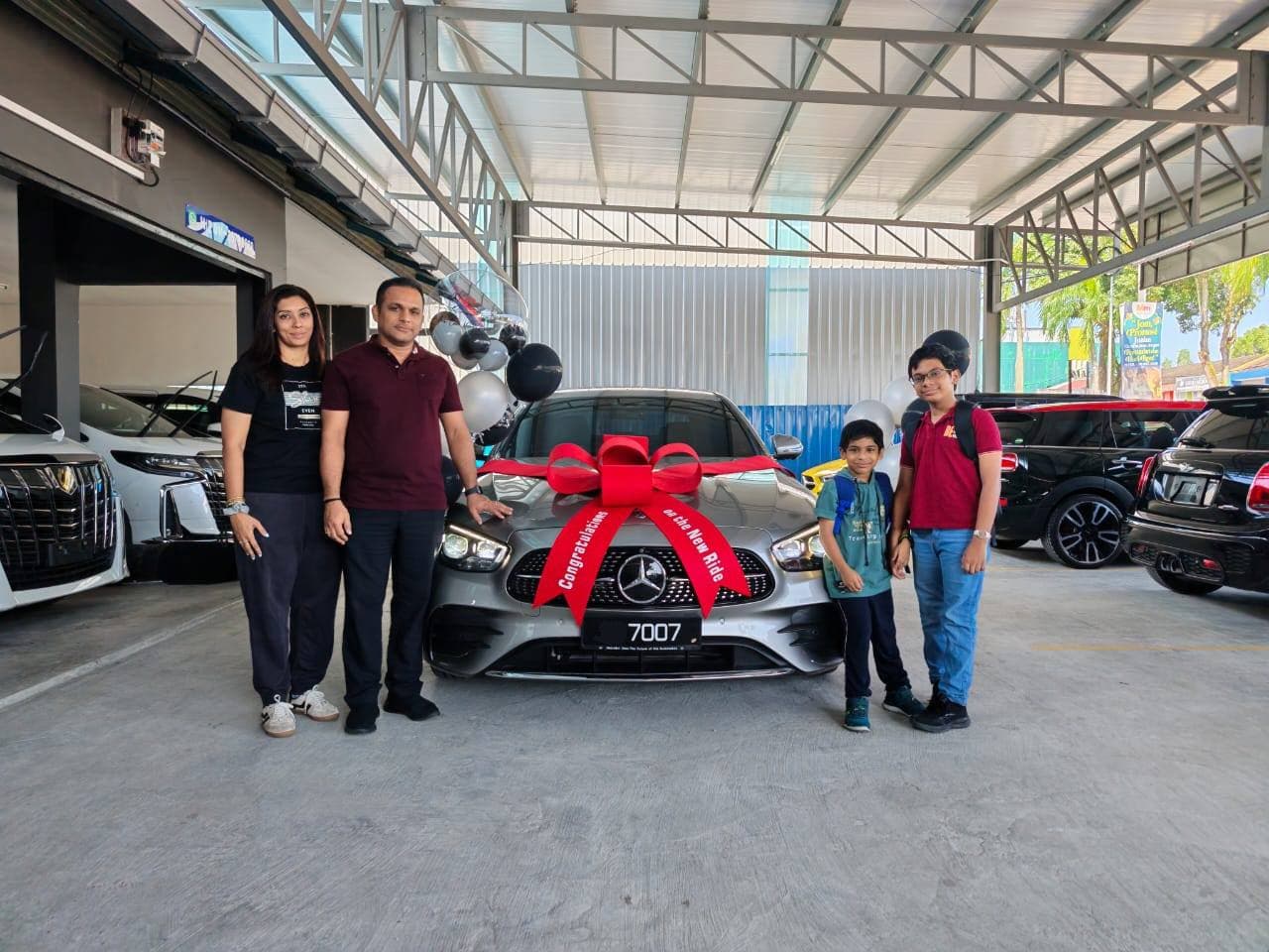 Mr VJ with 2020 Mercedes-Benz E200 AMG LINE FACELIFT